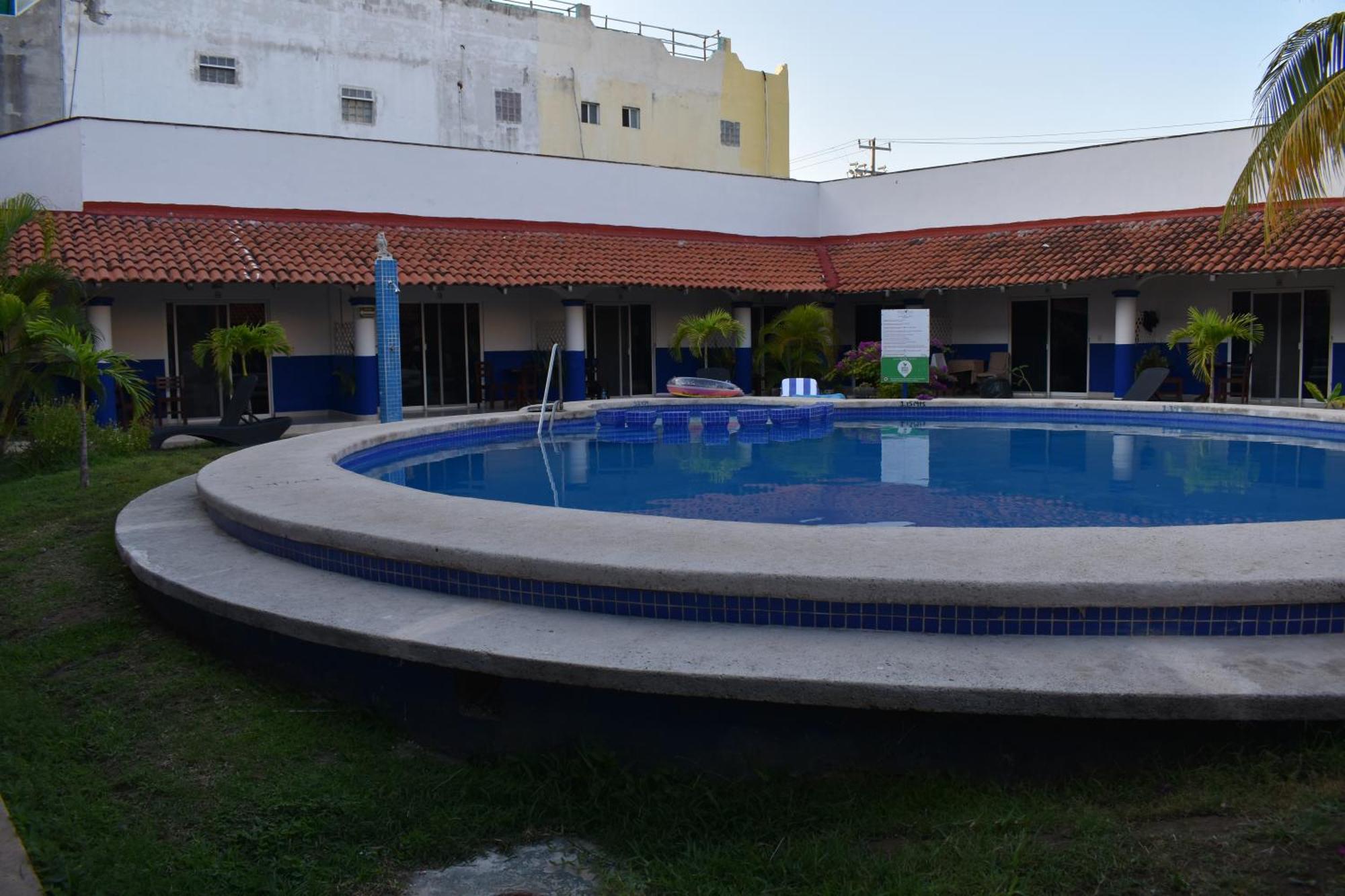 Hotel Plaza Almendros, Isla Mujeres Kültér fotó