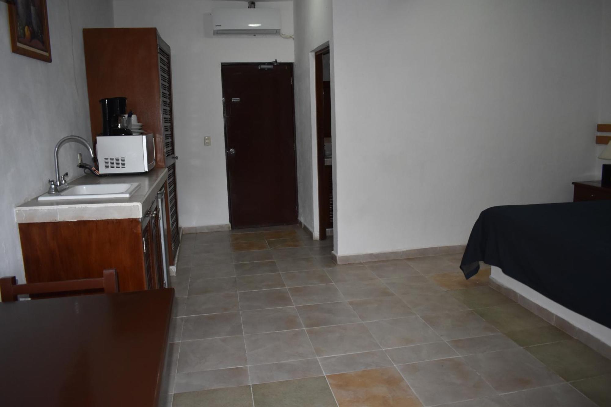 Hotel Plaza Almendros, Isla Mujeres Kültér fotó
