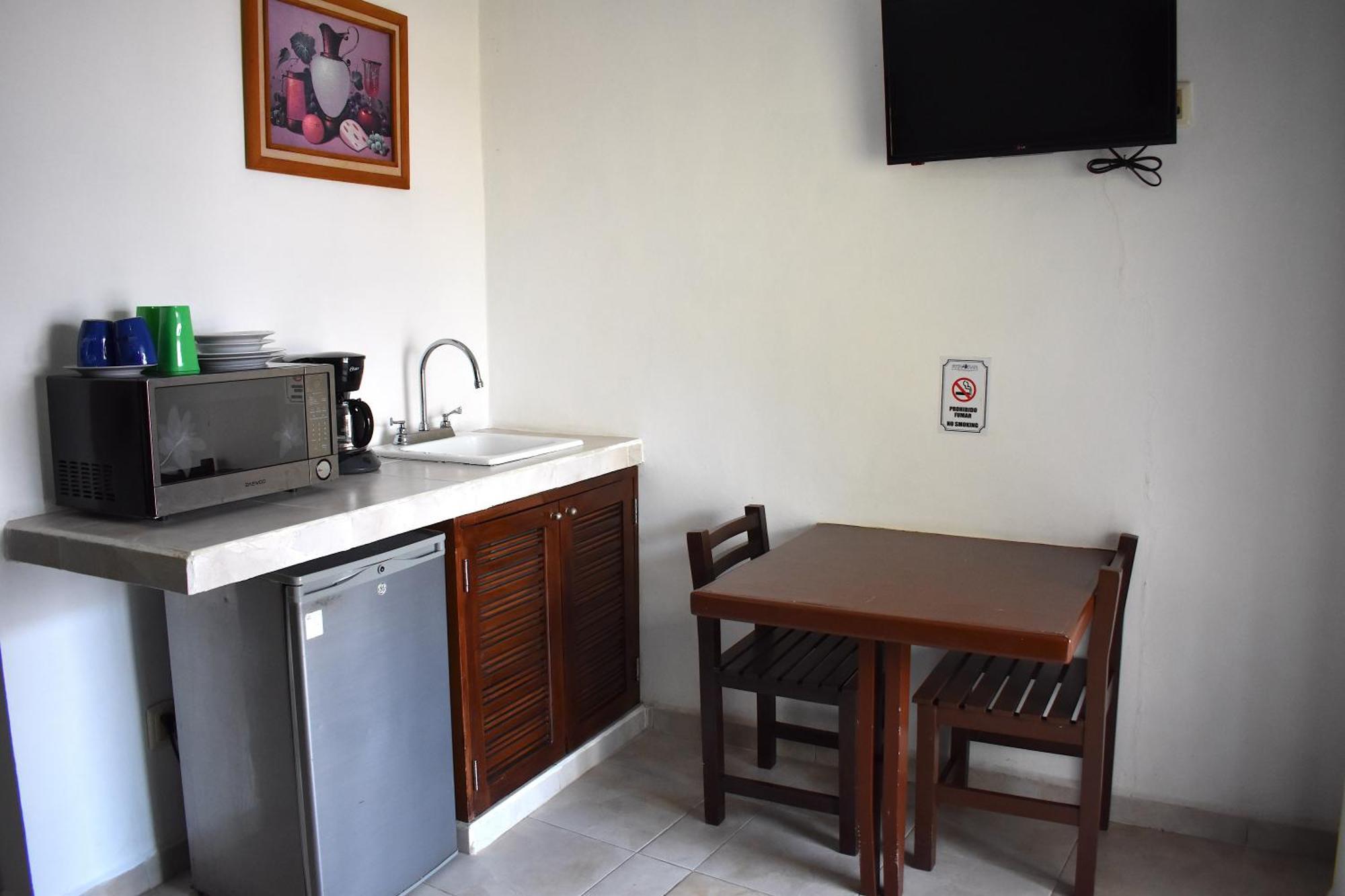 Hotel Plaza Almendros, Isla Mujeres Kültér fotó